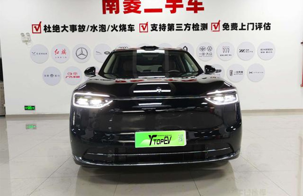 imgi_4_aito m7 2 Aito M7 2026 Model Year, Extended-Range Ultra, 5-Seater, AWD– Ready for Export From China | Chinese EVs From China - Image 1