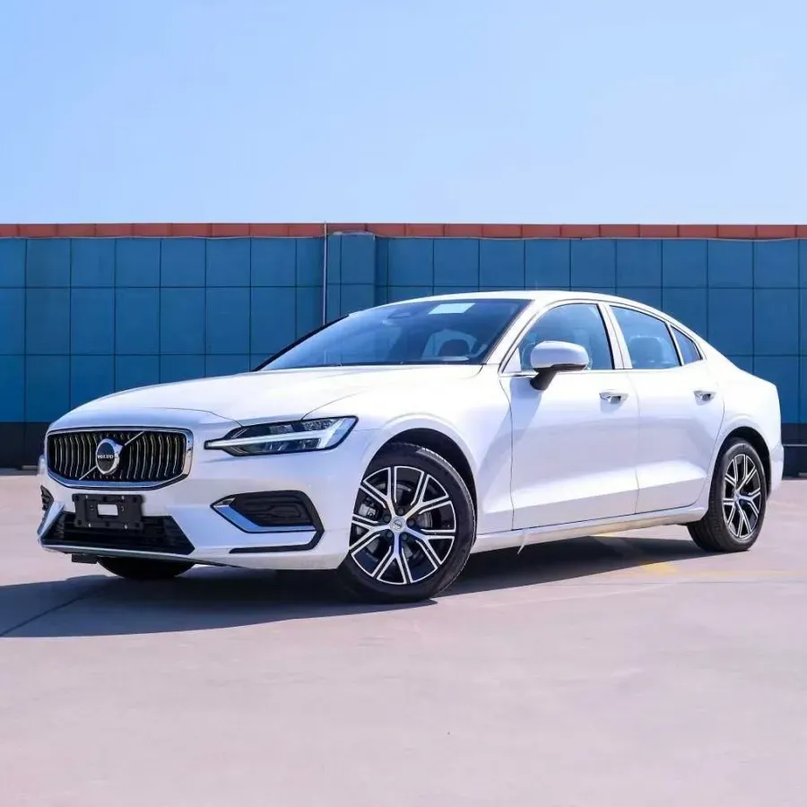 imgi_20_2025-Volvo-S60b4-Momentum-Luxury-Edition-Used-Car Volvo S60– Buy Direct From China | China Vehicle Exporter - Image 1
